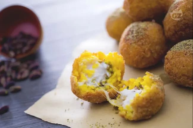 Arancini di riso al pistacchio