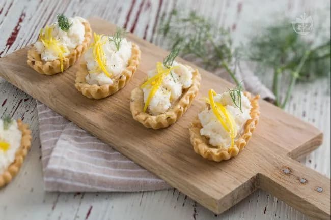 Barchette con baccalà mantecato