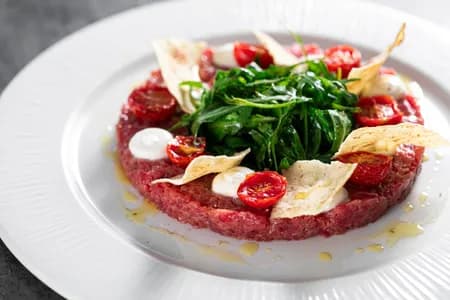 Battuta di fassona con caprino e