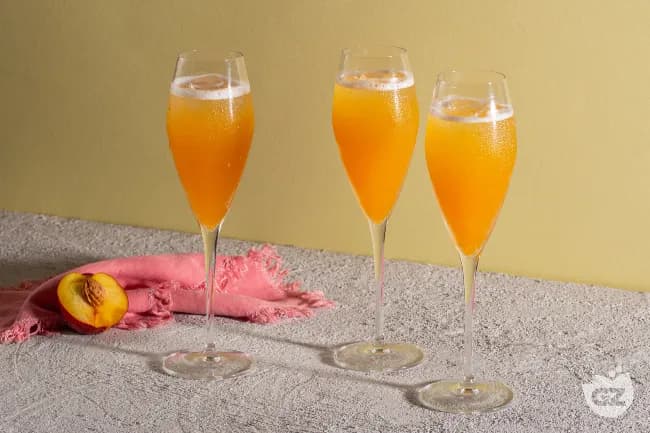 Bellini cocktail