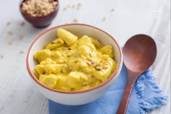 Bocconcini di Pollo con Yogurt e Curcuma