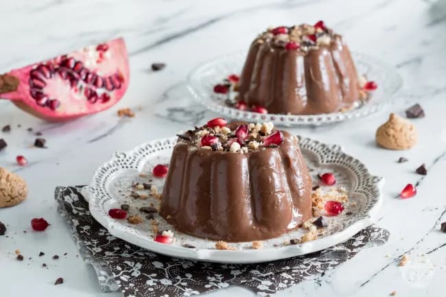 Budino al cioccolato con amaretti