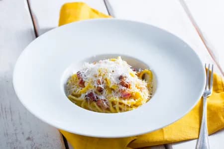 Carbonara romana cremosa perfetta