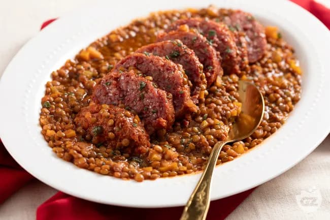 Cotechino e lenticchie al sugo