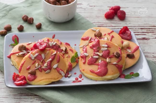 Pancake allo yogurt con salsa lamponi