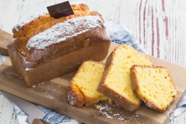 Plumcake allo yogurt soffice