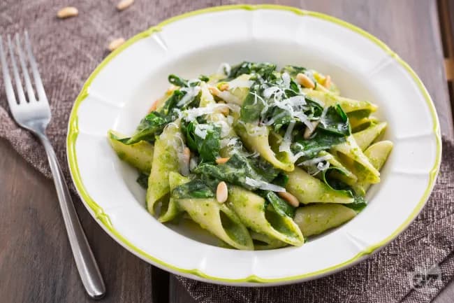 Pasta con bietole e grana padano