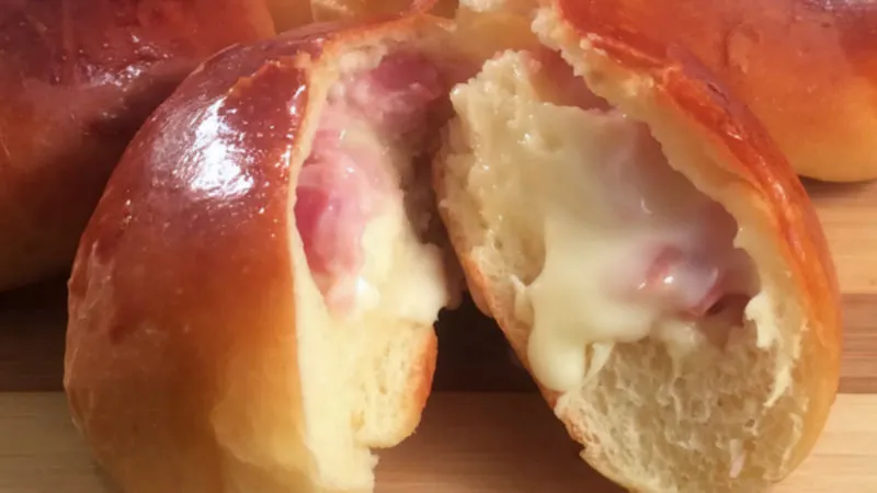 Bomboloni salati al forno ripieni