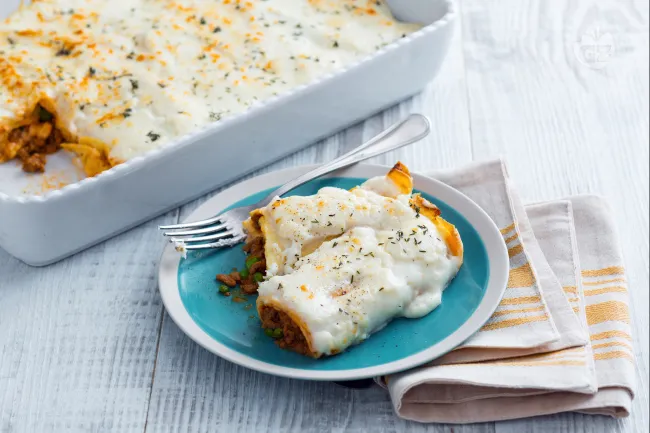 Cannelloni di crespelle al ragù