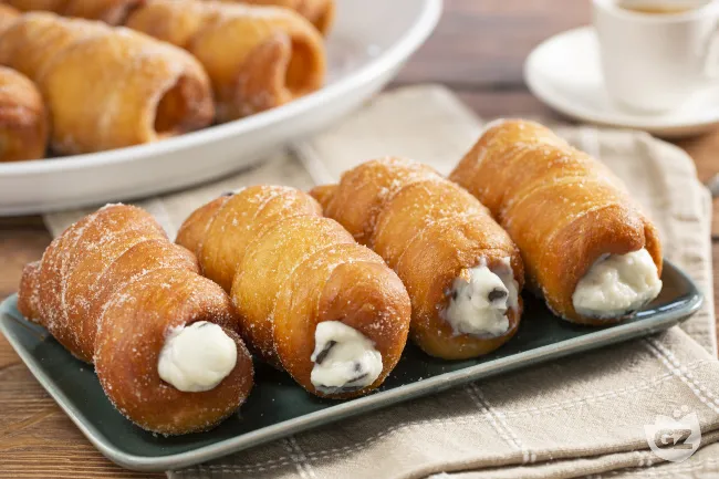 Cartocci siciliani fritti