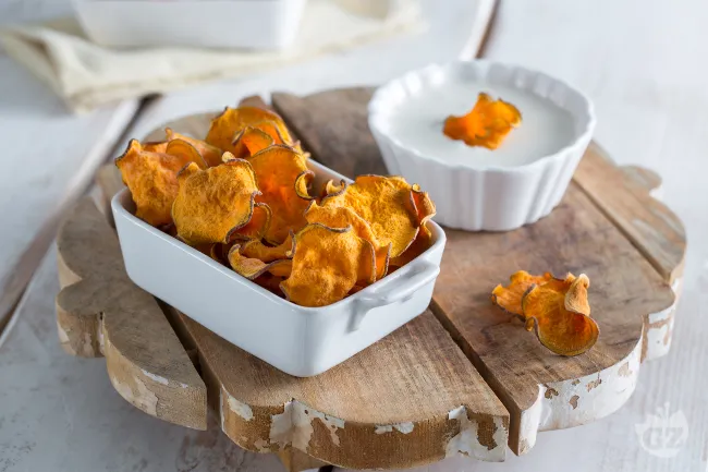 Chips di patate dolci con fonduta al