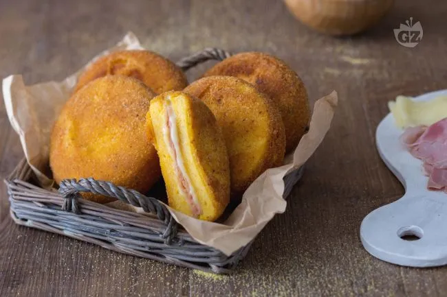 Cordon bleu di polenta fritti