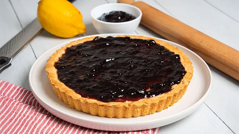Crostata con ricotta e marmellata