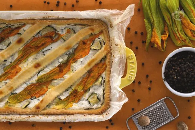 Crostata salata ricotta e fiori di zucca