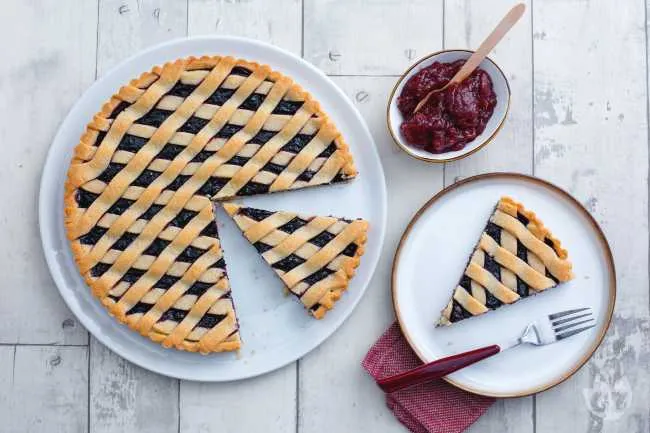 Crostata senza uova con confettura
