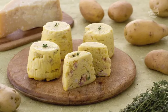 Flan di patate con pancetta e timo