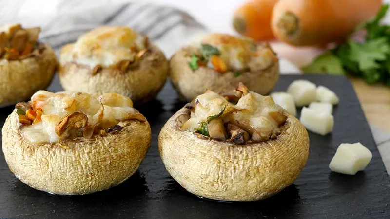 Funghi champignon ripieni al forno