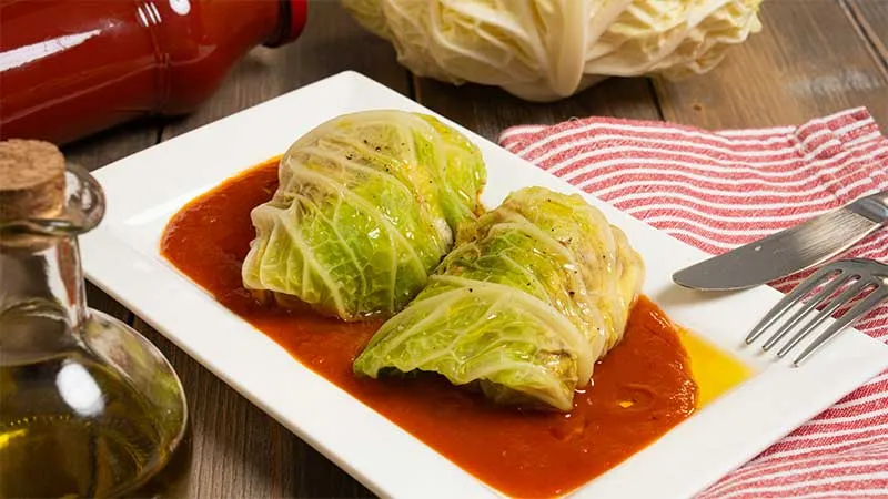 Involtini di verza ripieni di carne