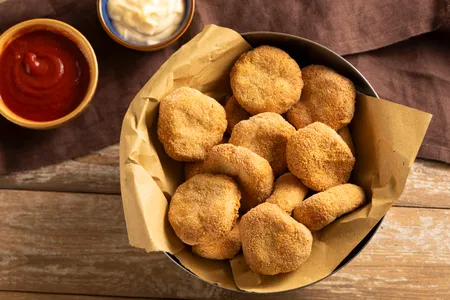 Nuggets di pollo croccanti in friggitrice ad aria
