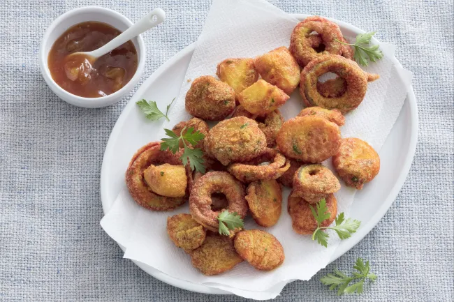 Pakora indiane con pastella di ceci