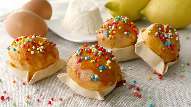 Pardulas dolci con ricotta di pecora