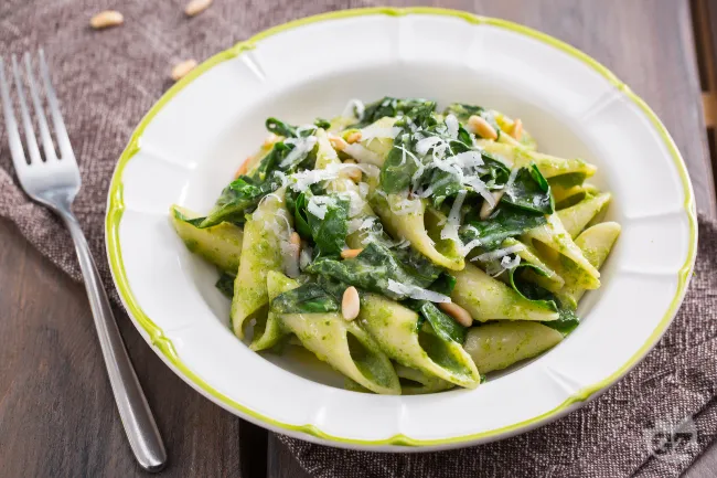 Pasta con bietole e grana padano