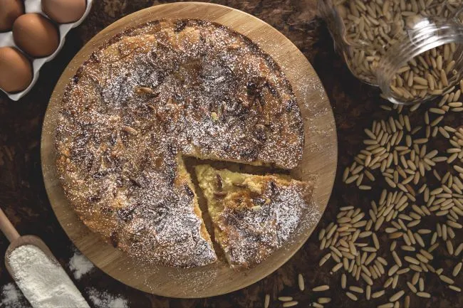 Pinolata toscana con crema vellutata