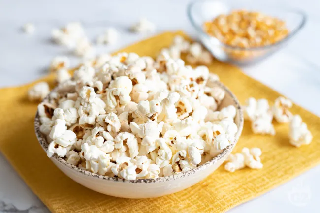 Popcorn fatti in casa in padella