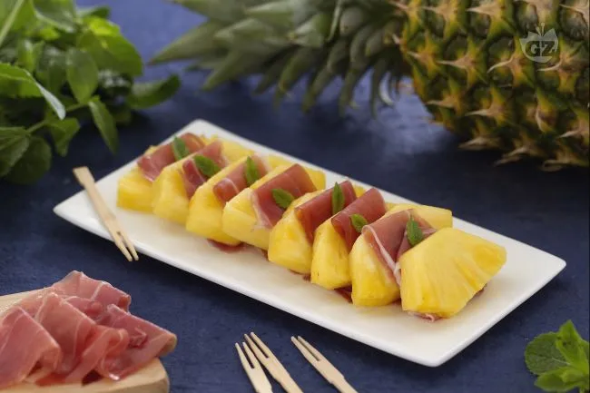 Prosciutto e ananas fresco
