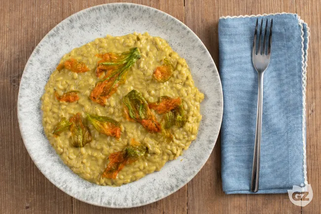 Risotto ai fiori di zucca con crema