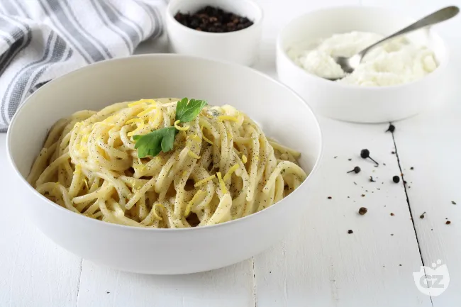 Spaghetti al limone cremosi