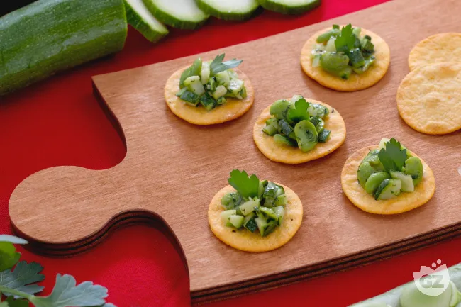 Spianatine con fave e zucchine trifolate