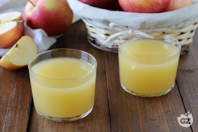 Succo di mela fatto in casa