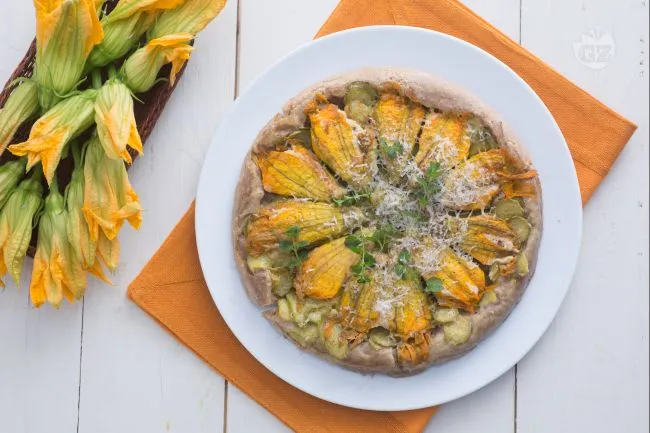 Tatin di fiori di zucca ripieni