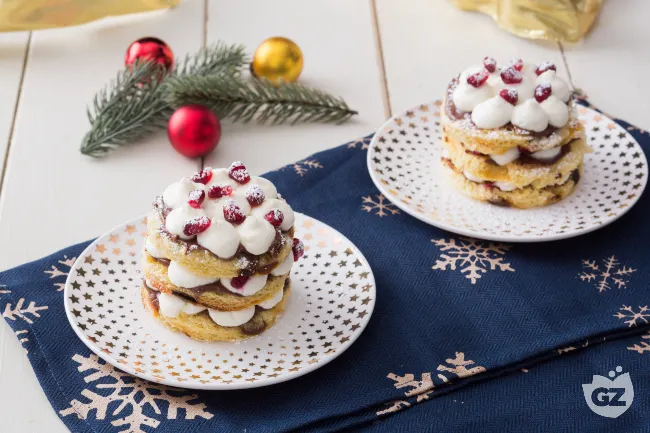 Tortine di panettone con crema