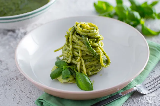 Trenette al pesto, patate e fagiolini