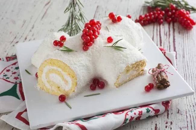 Tronchetto di natale innevato