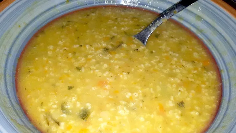 Zuppa di miglio e lenticchie rosse
